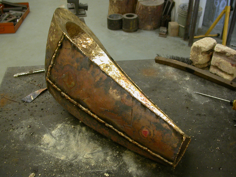 One to Two. 2009. bronze. 12 x 10 x 23". Welding form. Darrin Hallowell